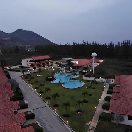 Thailand Resort Hotel Hua Hin Esterno foto